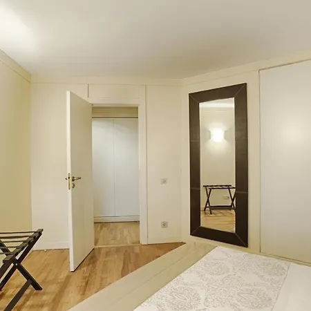 Executive In The Heart Of Lissabon